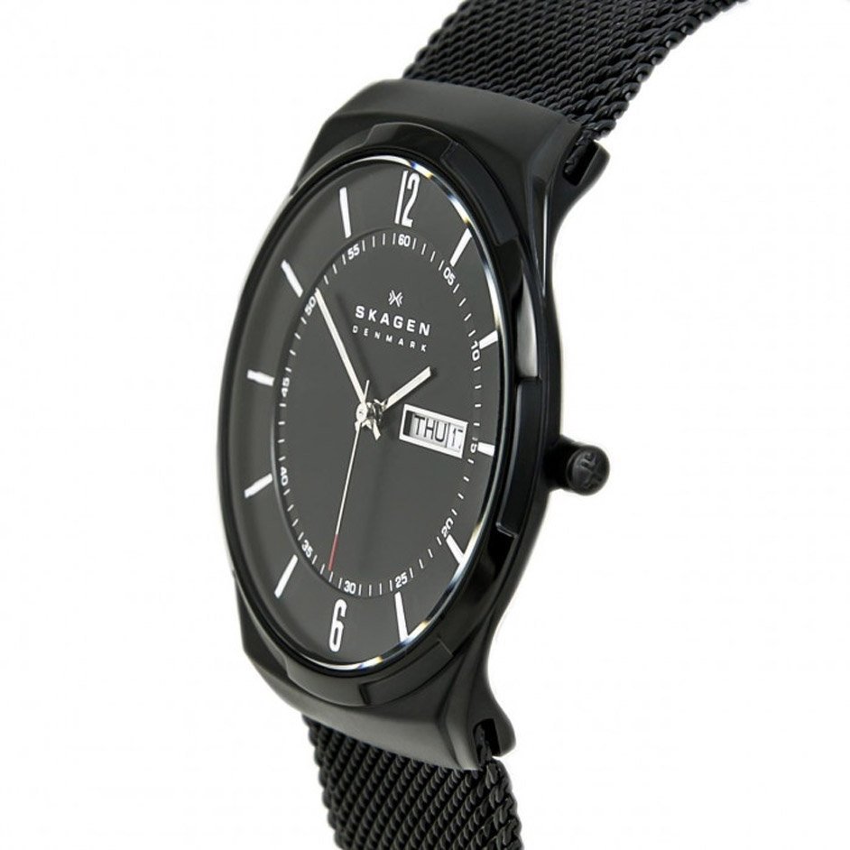 Skin Black SKW Front - Image 3